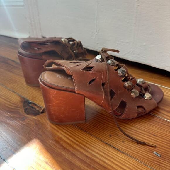 Strategia Vero Cuoio Italian Brown Leather Gladiator Block Heel Sandals Size 9.5 - Picture 4 of 8